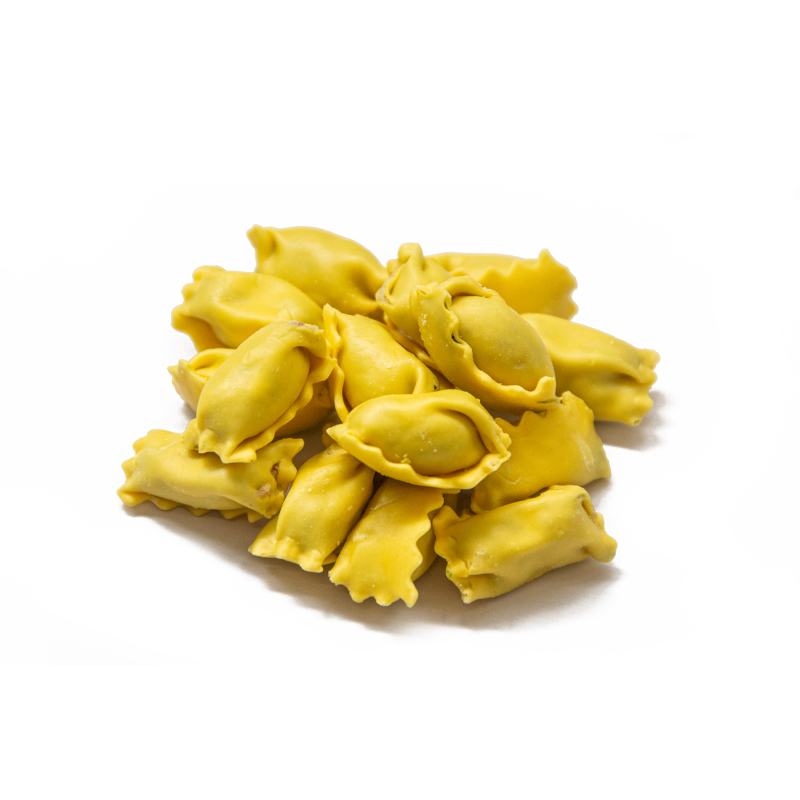 Pasta fresca ripiena ravioli al plin